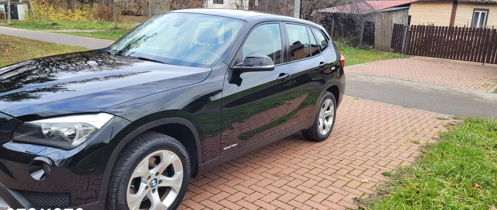 BMW X1 cena 46900 przebieg: 175600, rok produkcji 2015 z Siechnice małe 466